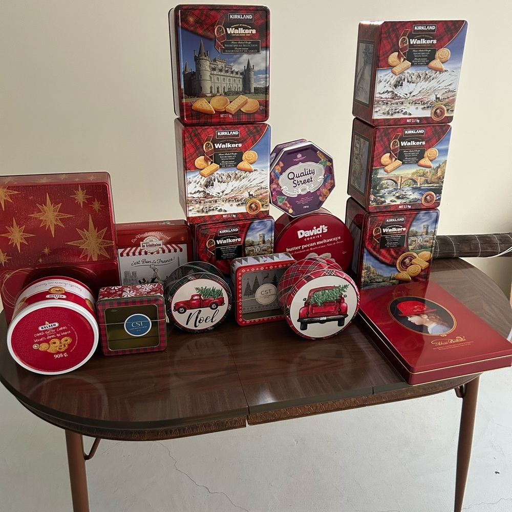 Assorted Holiday Cookie Tins